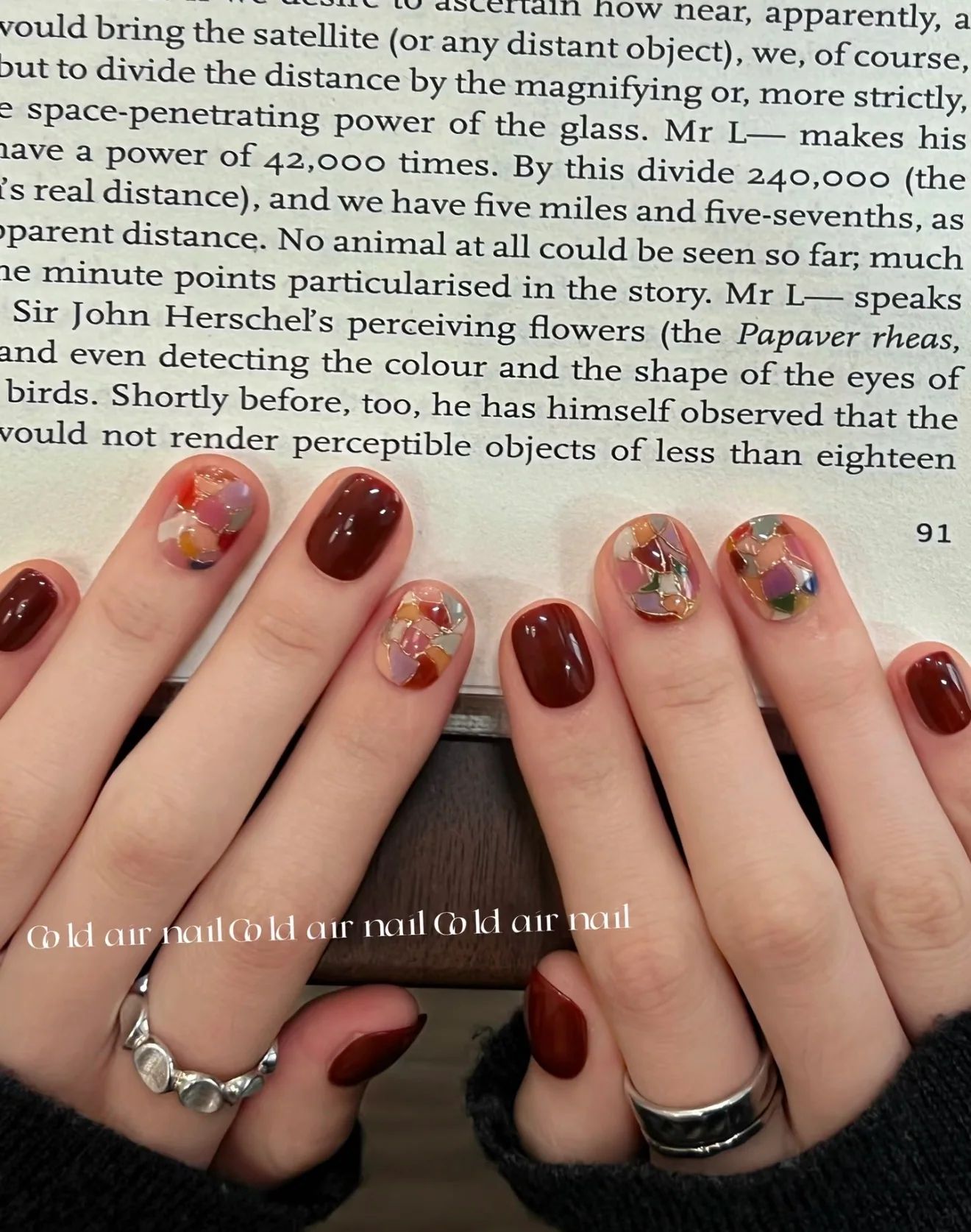 Wine Mosaic hand-painted nail design